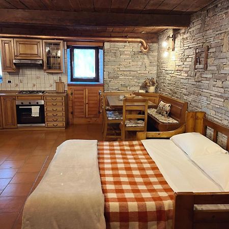 Апартаменти Monolocale Rustico Di Montagna Анте-Сент-Андре Екстер'єр фото
