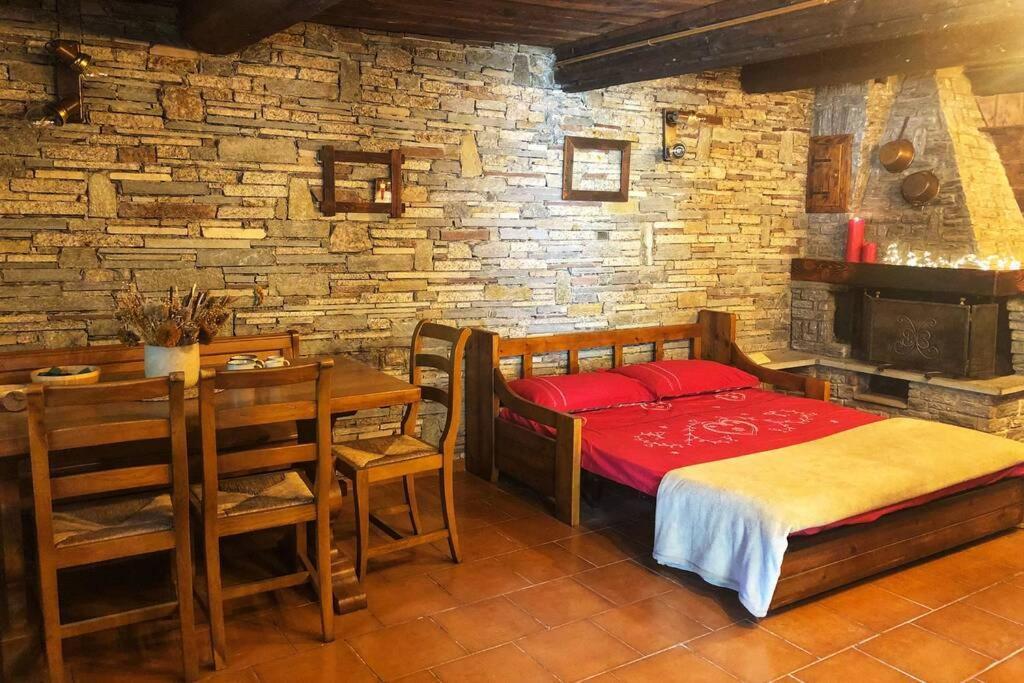 Апартаменти Monolocale Rustico Di Montagna Анте-Сент-Андре Екстер'єр фото