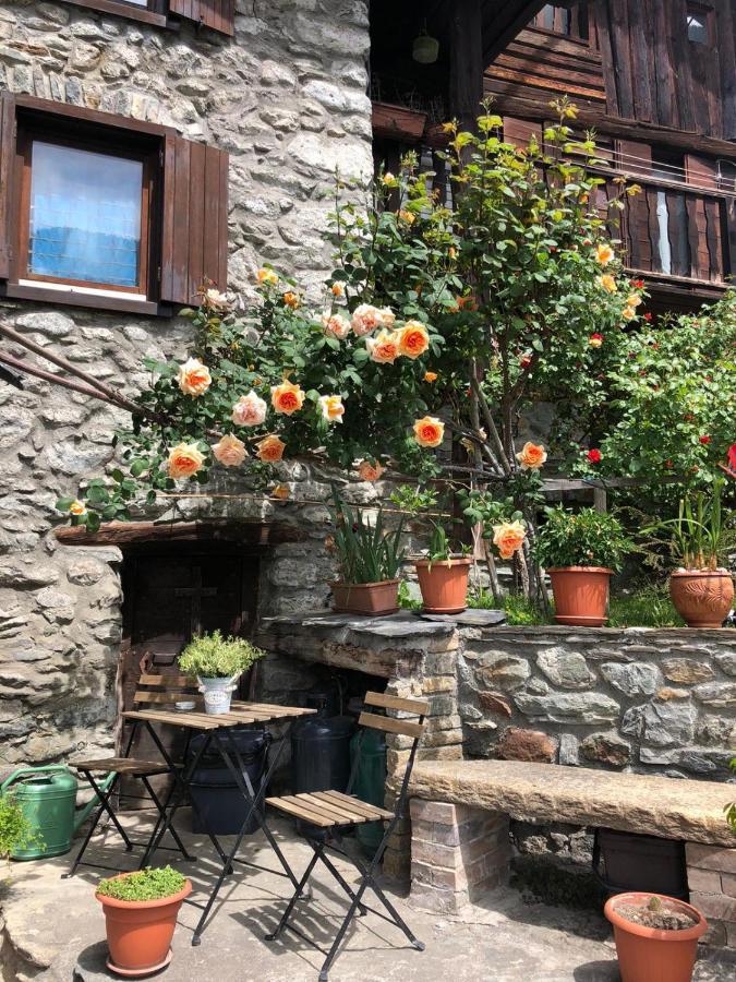 Апартаменти Monolocale Rustico Di Montagna Анте-Сент-Андре Екстер'єр фото